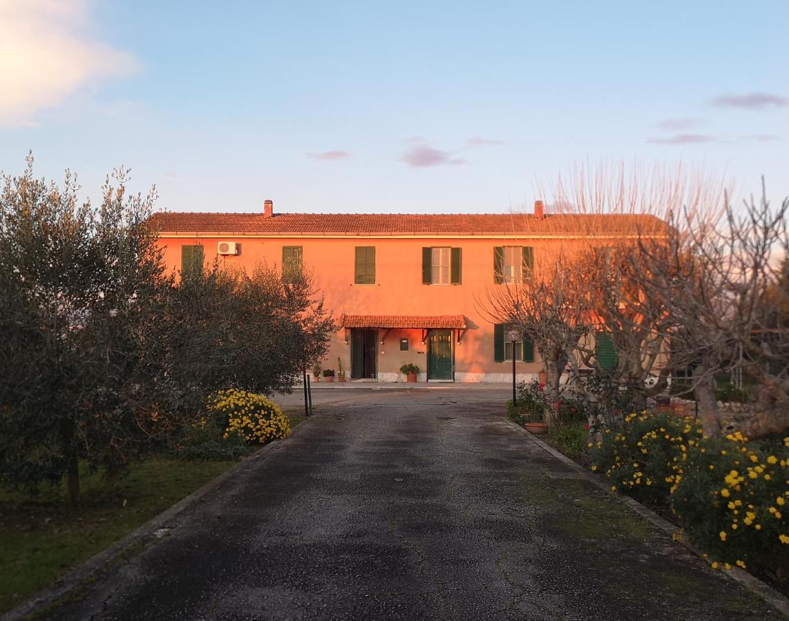 Eco House San Michele Hostel Borgo San Michele  Exterior foto
